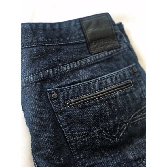 Men’s Guess Jeans - Picture 5 of 5